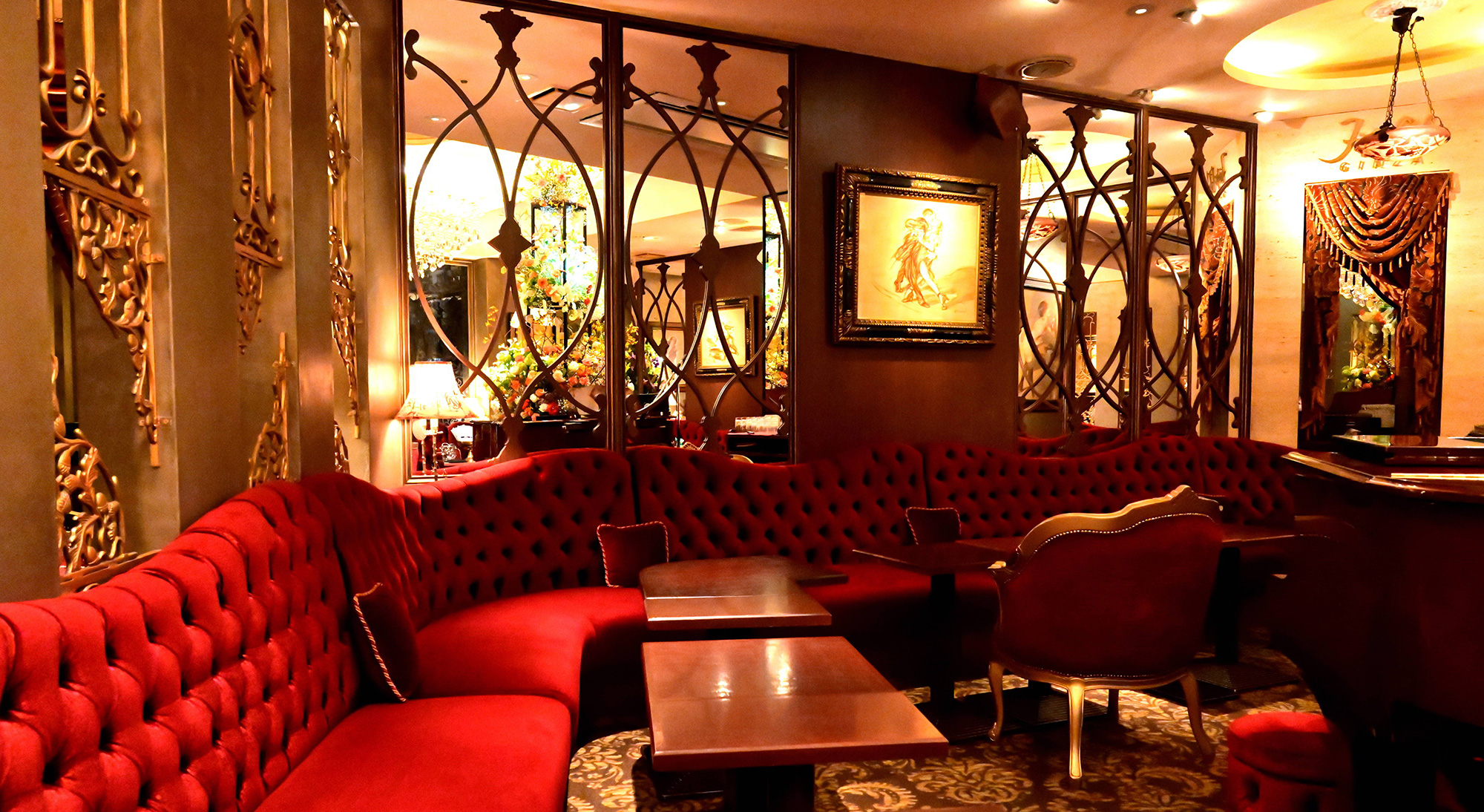 First Club 本店(ファーストクラブホンテン)